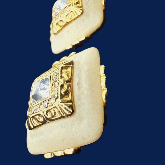 Vintage Antique Gold Rhinestone and Carved Marble Earrings EUC - Picture 3 of 12